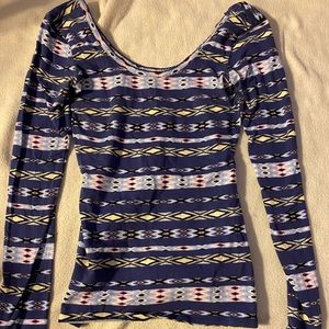 Blue Multicolor Pattern Long Sleeve Tee XS